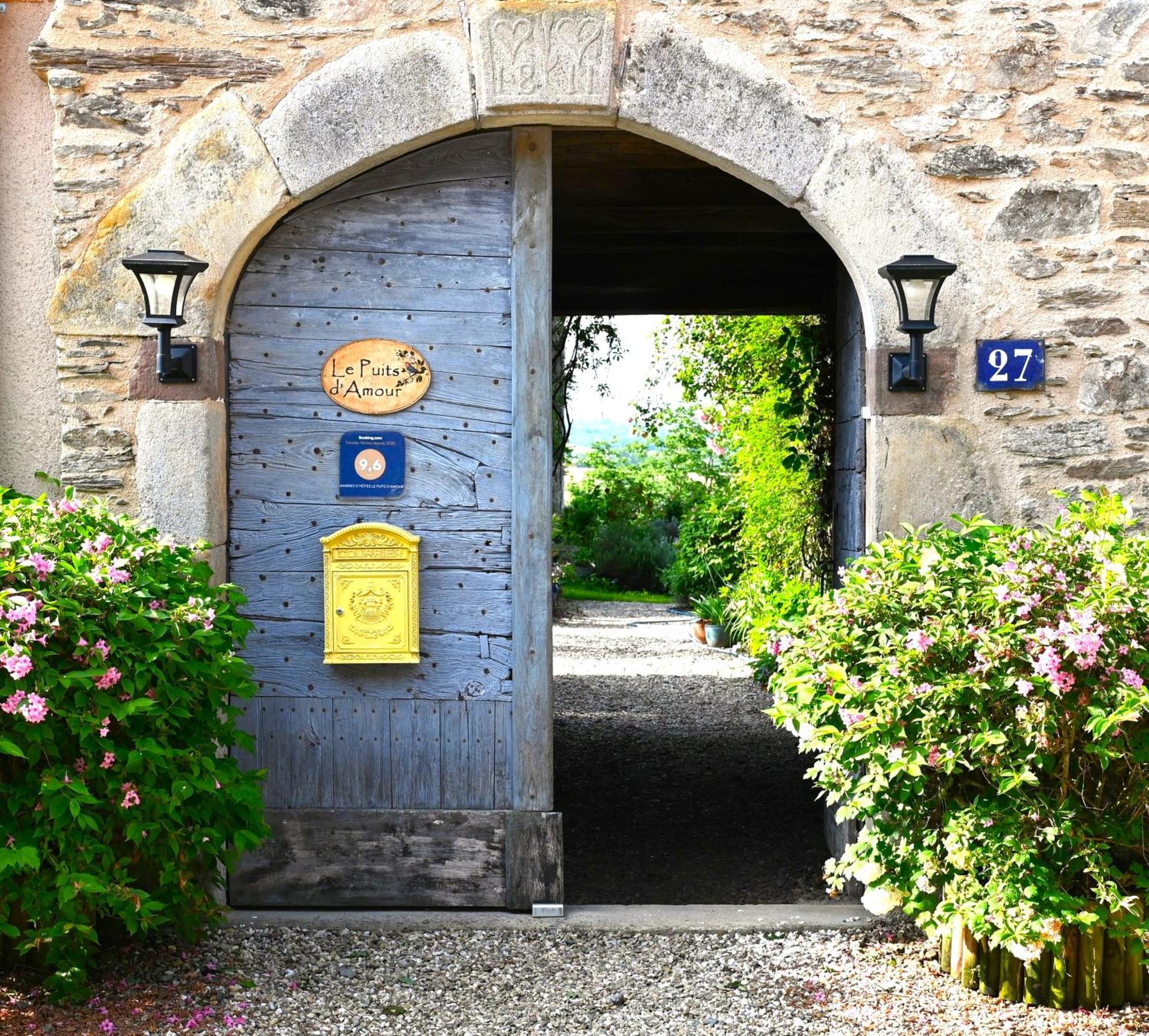 Chambres D'Hotes Le Puits D'Amour Mirandol-Bourgnounac Exteriör bild